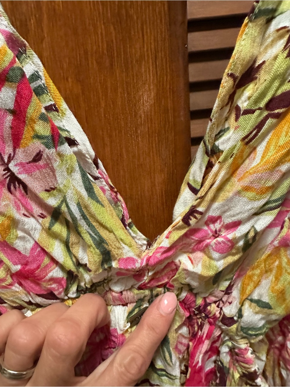 Rip Curl Floral Open Back Mini Dress – Size Medium - Picture 4 of 7